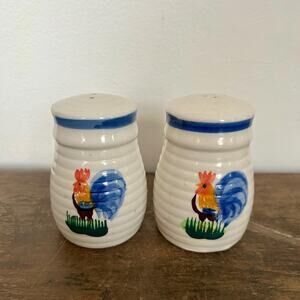 Vintage Blue and White Ceramic Rooster Salt Pepper Shakers | Cottagecore Decor